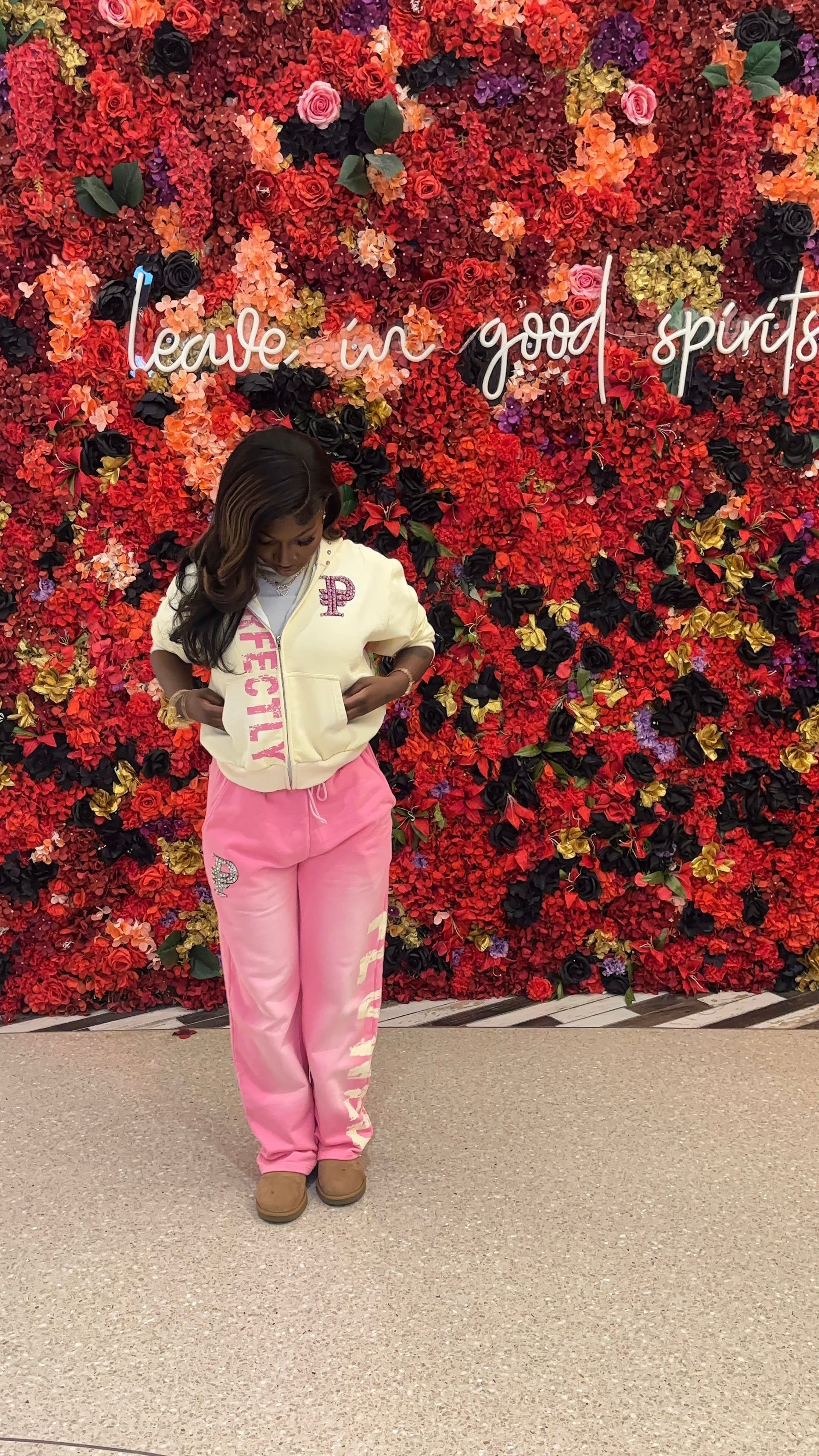Diamond Vert Sweatsuit - Pink x Cream