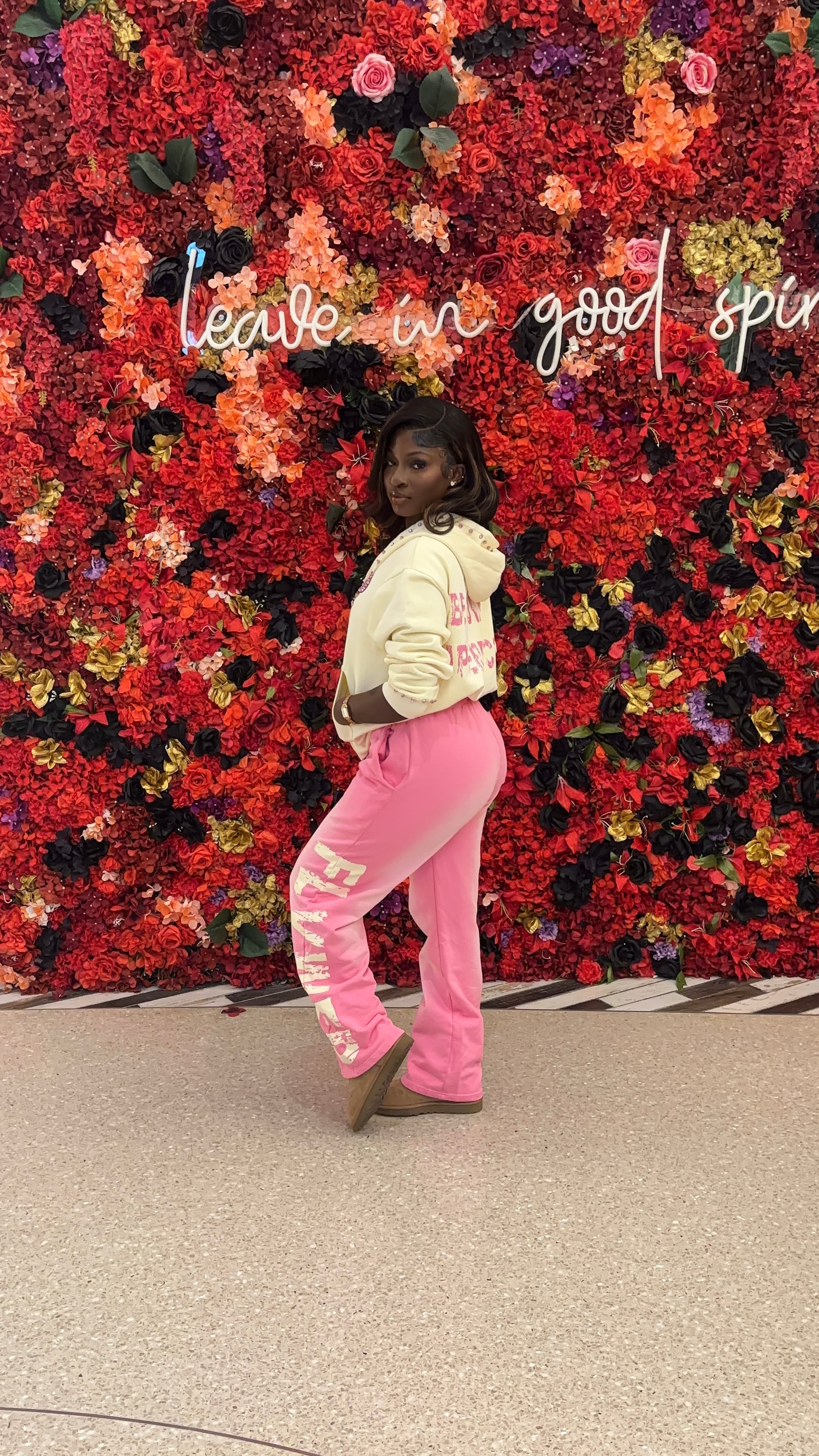 Diamond Vert Sweatsuit - Pink x Cream